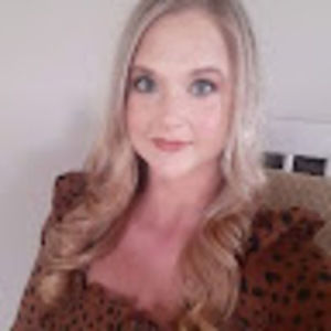 Meet your Posher, Tonya